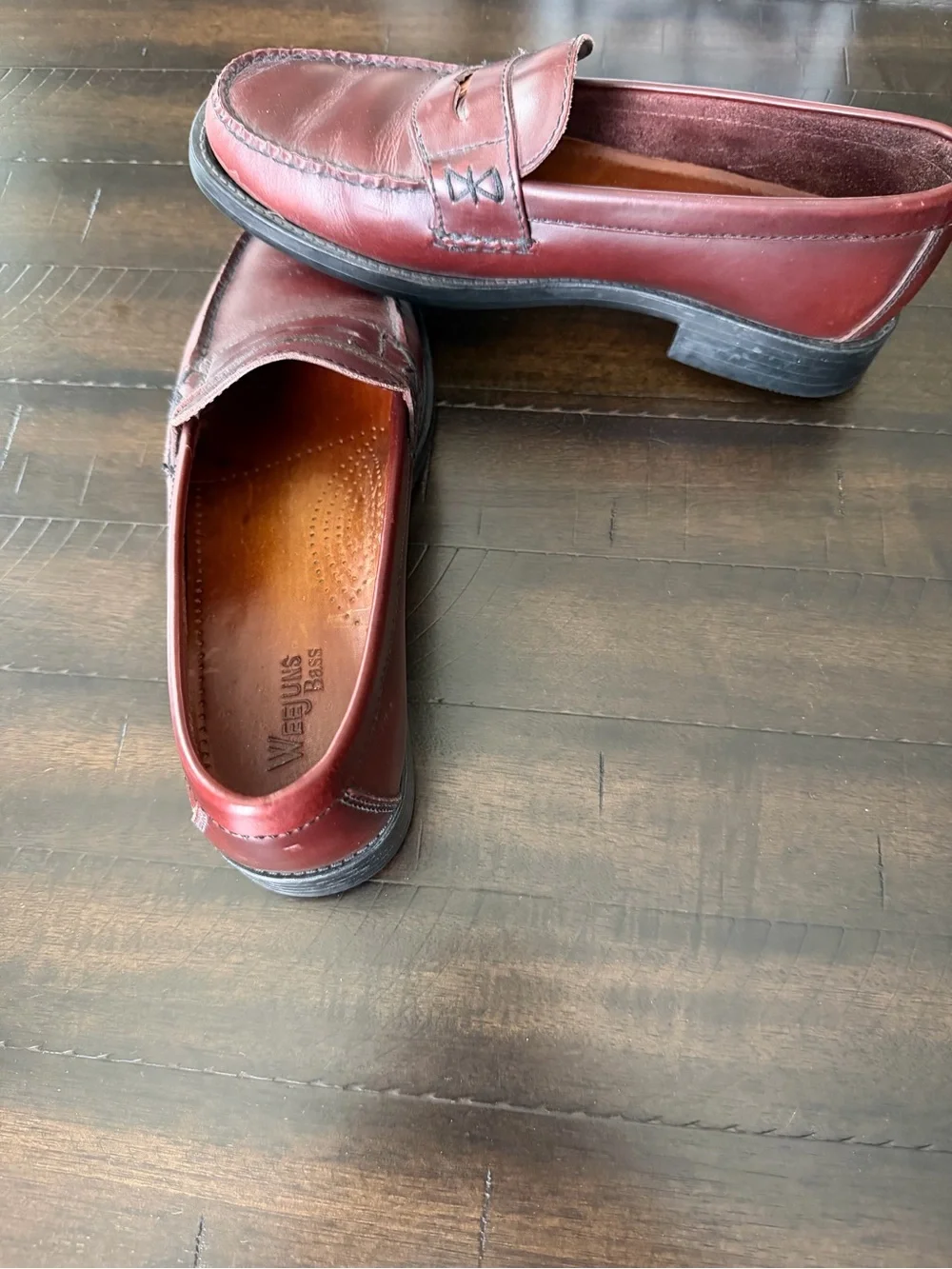 Bass Weejuns Katherine burgundy leather penny loafers